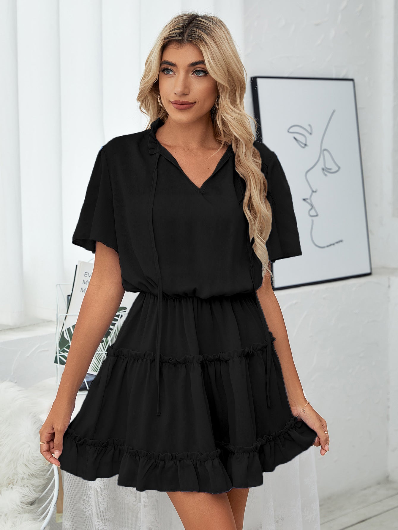 women's V-neck pleated mini skirt dress